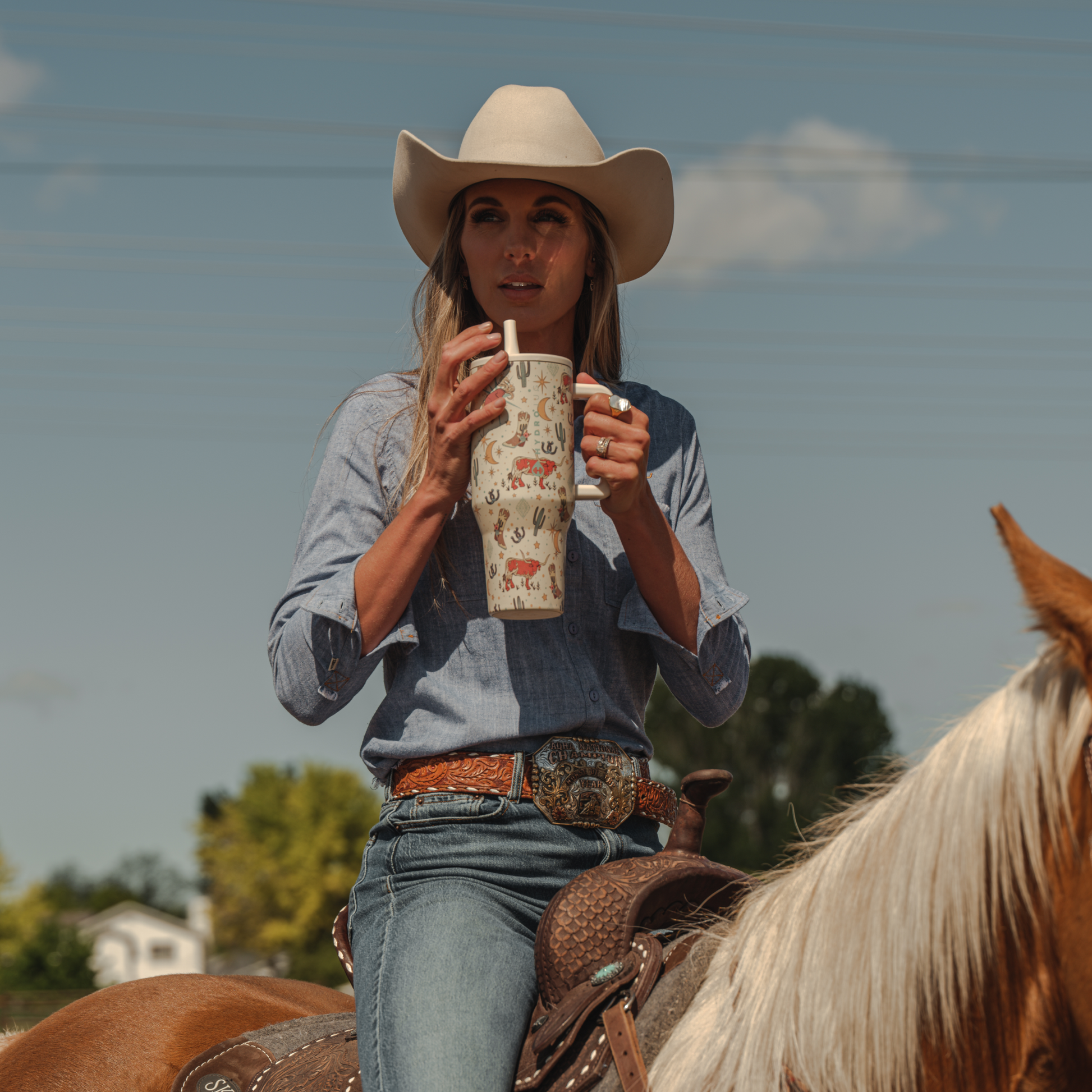 rodeo-40oz-1183ml-f5 TRVL-Rodeo-6WPI.png